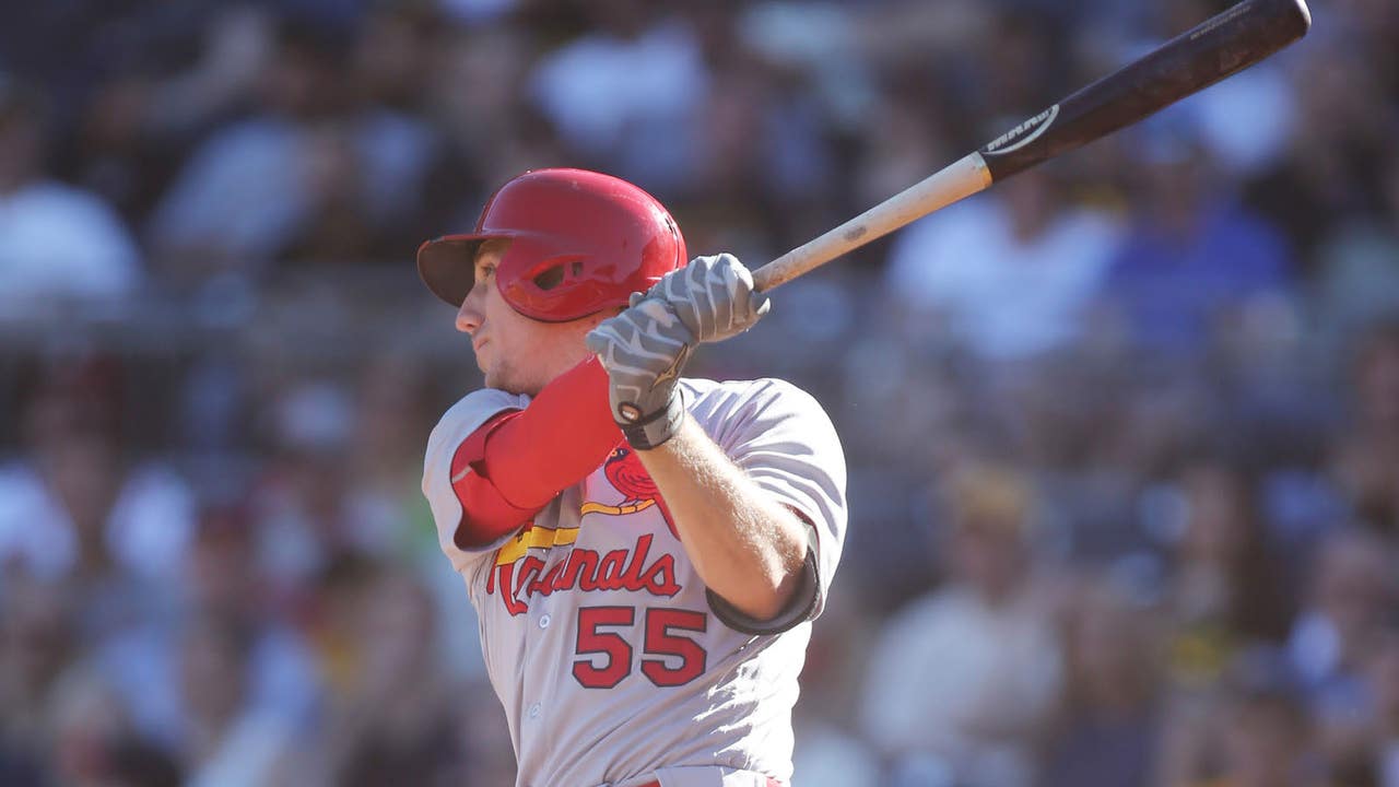 Cardinals continue offensive surge, defeat Pirates 8-3